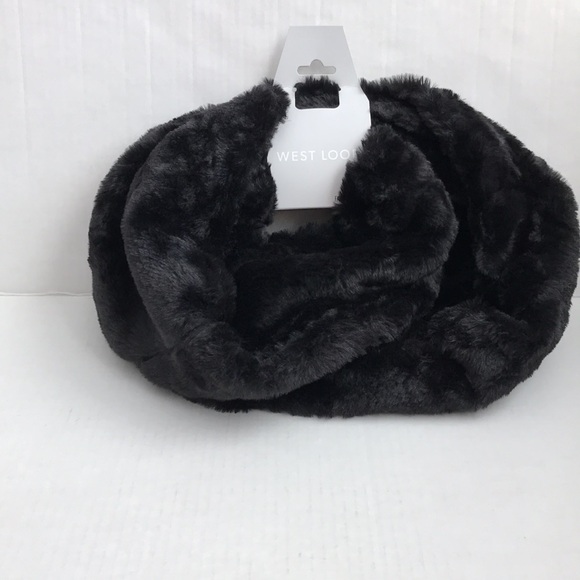 WEST LOOP FAUX FUR INFINITY SCARF - Picture 2 of 6